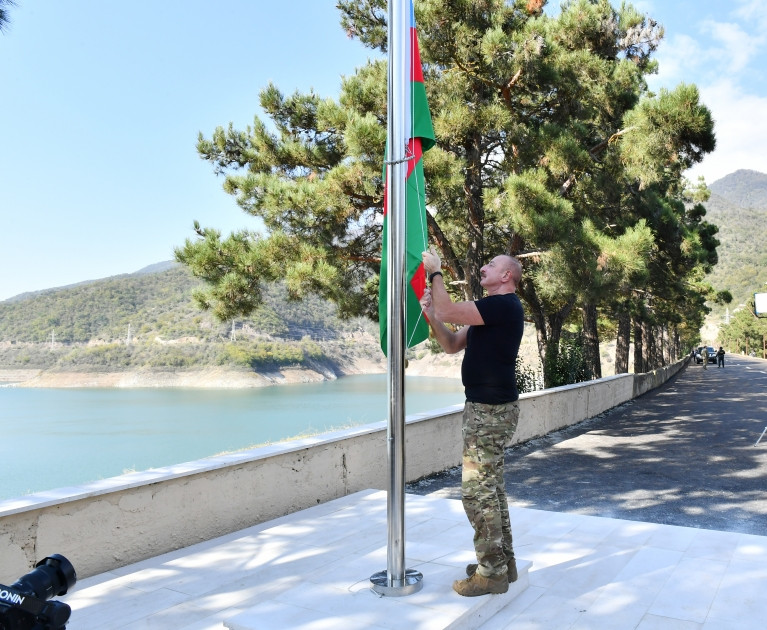 News about - President Ilham Aliyev raises national flag of Azerbaijan on territory of Sarsang reservoir