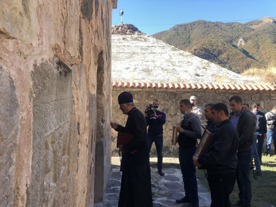 News about - Azerbaijan's mosques, churches, synagogues honor memory of martyrs (PHOTO)