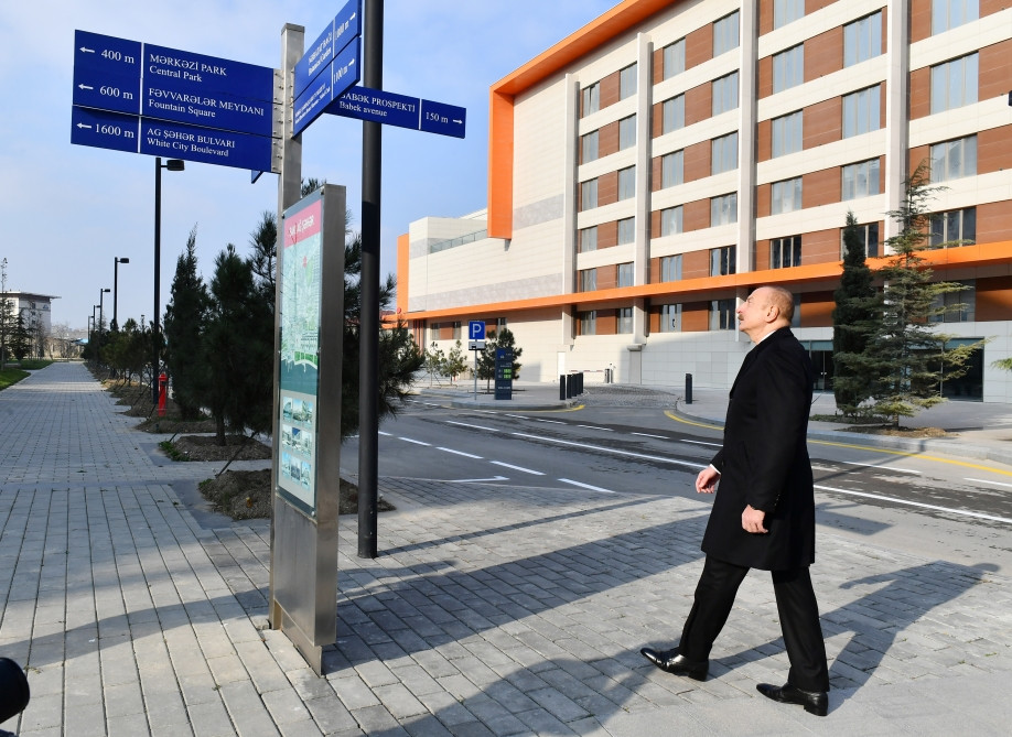 180258-0681285.jpg + President Ilham Aliyev viewed works done at Central Park Quarter of Baku White City News about - President Ilham Aliyev viewed works done at Central Park Quarter of Baku White City