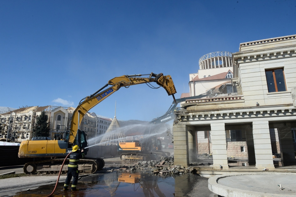 News about - Azerbaijan dismantles buildings in Khankendi built by junta regime during occupation (PHOTO)