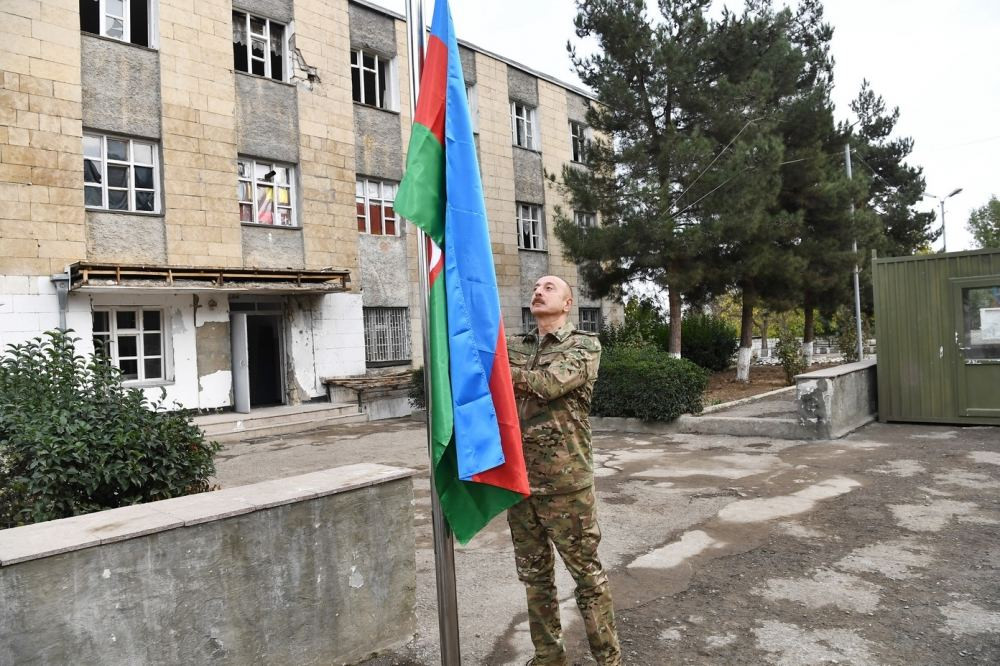 News about - President Ilham Aliyev hoists Azerbaijani flag in Fuzuli, Jabrayil and Khudaferin bridge