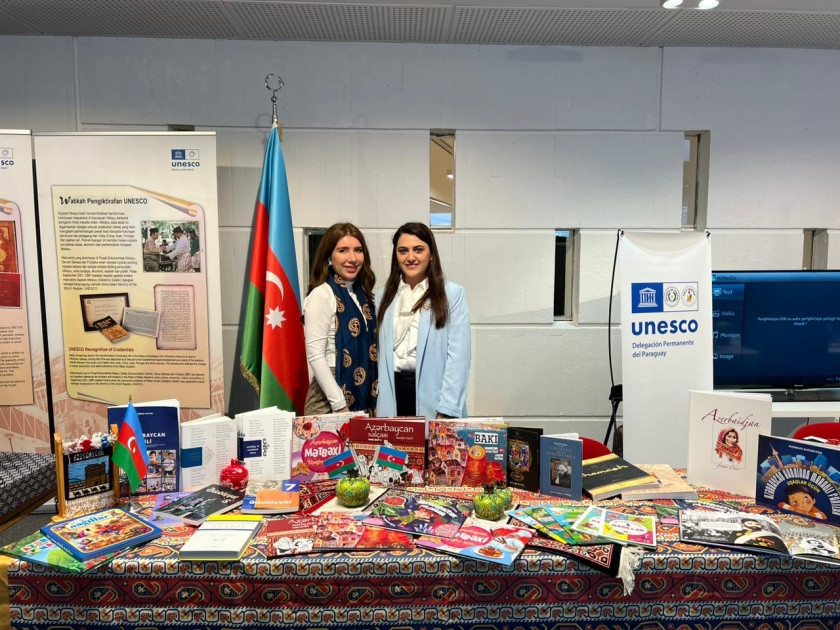 193636-0171533.jpg + UNESCO headquarters hosts presentation on Azerbaijani language News about - UNESCO headquarters hosts presentation on Azerbaijani language