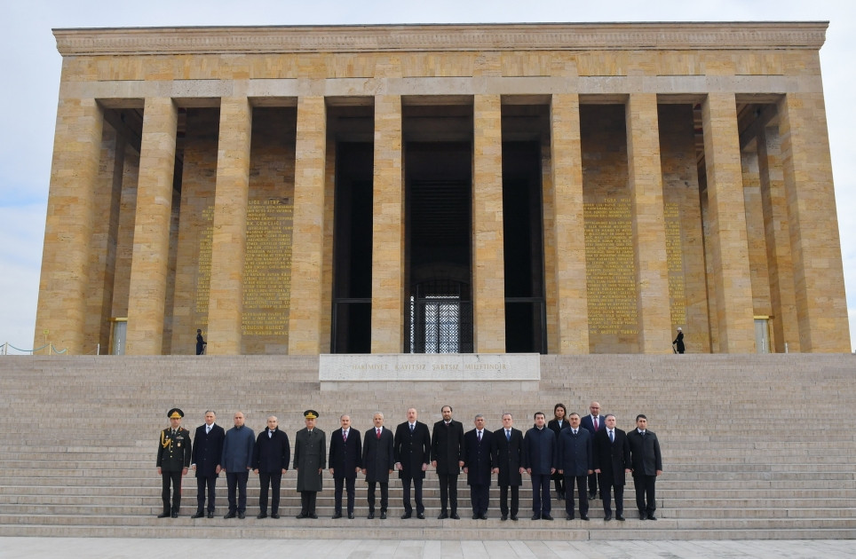 News about - President Ilham Aliyev visits Anitkabir in Ankara