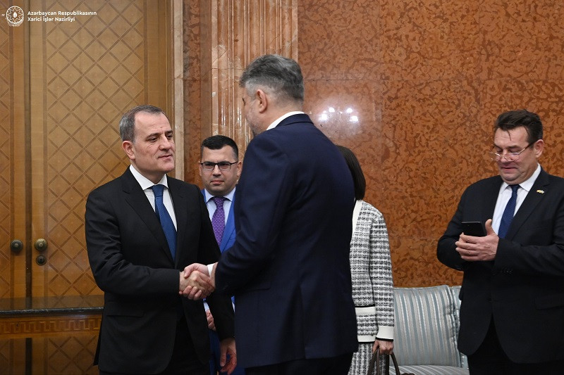 News about - Azerbaijani foreign minister meets with Romania’s premier
