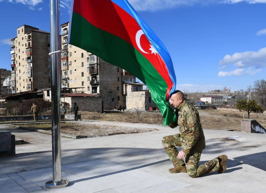 News about - President Ilham Aliyev raises Azerbaijani flag in Shusha (PHOTOS)
