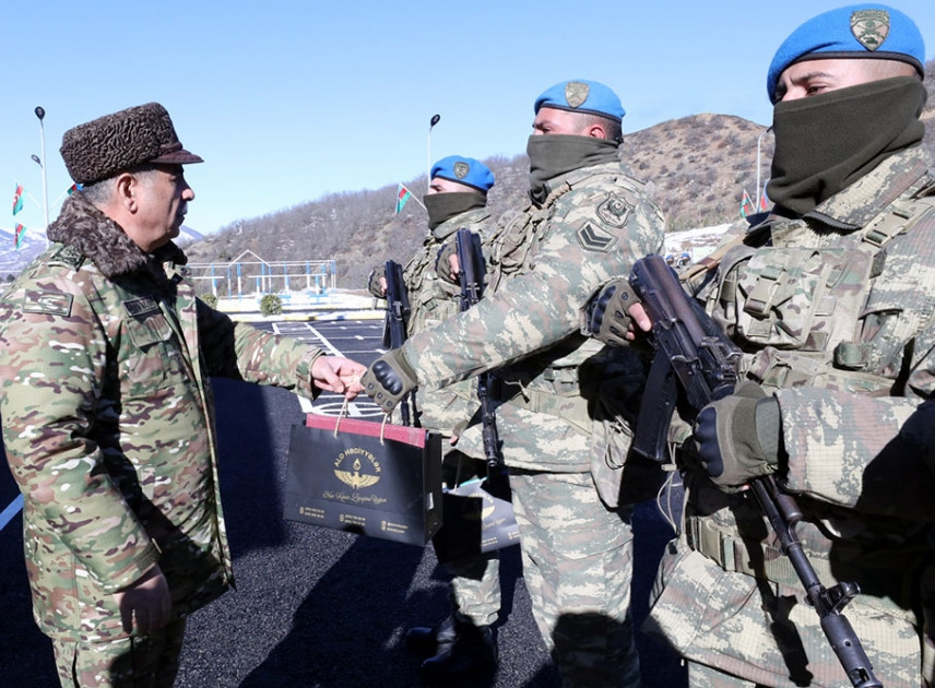 News about - Azerbaijan’s defense minister meets with military personnel serving in liberated territories (VIDEO)