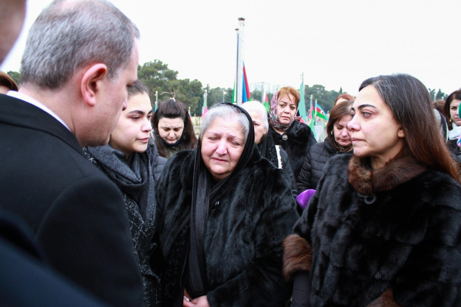 News about - Azerbaijani Foreign Ministry’s leadership visits grave of martyr Orkhan Asgarov