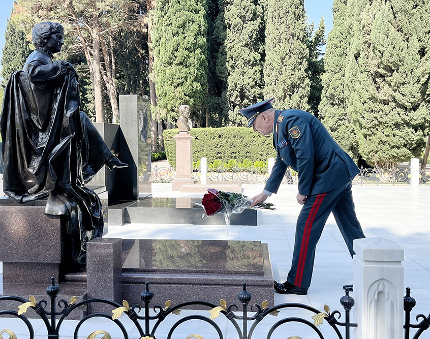 189259-0212423.jpg + Azerbaijan, Kazakhstan discuss prospects for development of military cooperation News about - Azerbaijan, Kazakhstan discuss prospects for development of military cooperation