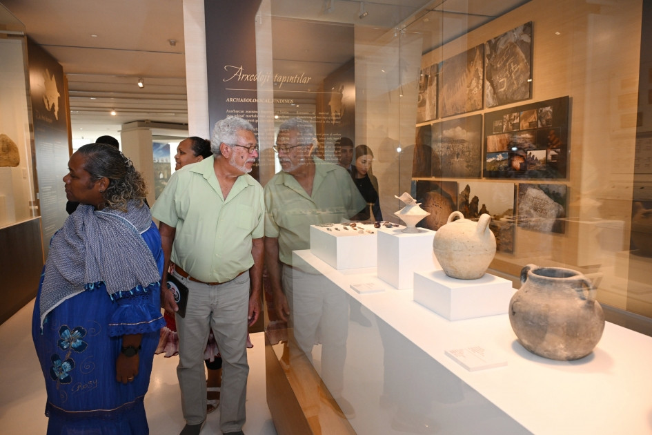 195233-0288984.jpg + New Caledonian delegation visits Heydar Aliyev Center News about - New Caledonian delegation visits Heydar Aliyev Center