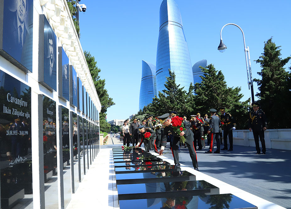 News about - Azerbaijani Defense Ministry’s leadership visits Alley of Honor and Alley of Martyrs