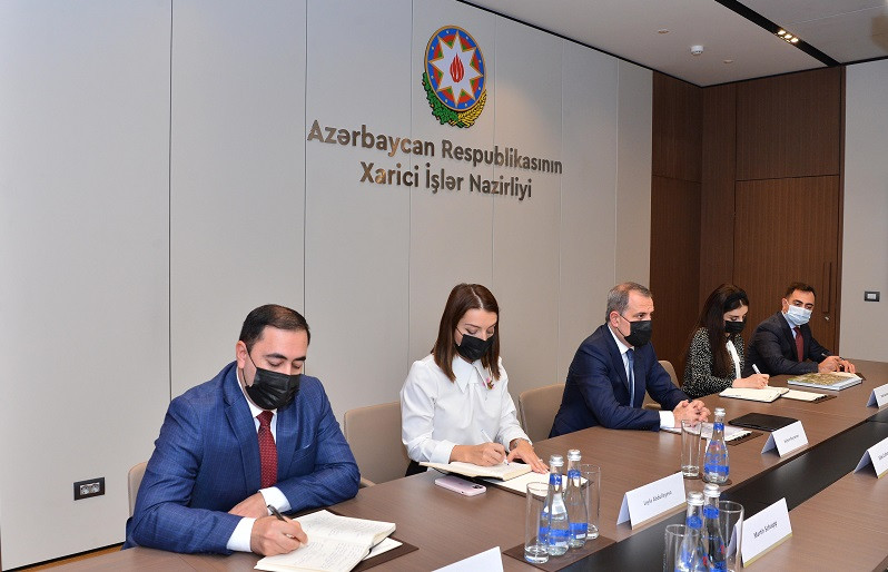 166391-0513017.jpg + Azerbaijani FM receives ICRC Vice President (PHOTO) News about - Azerbaijani FM receives ICRC Vice President (PHOTO)