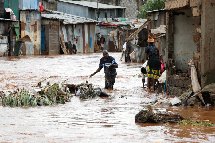 News about - In pictures: Kenya floods force thousands to flee