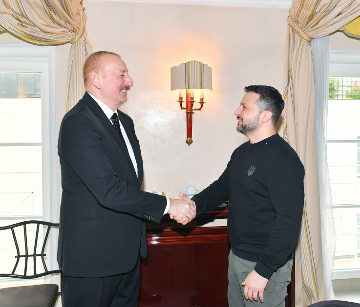 193489-083664.jpg + President of Azerbaijan Ilham Aliyev met with President of Ukraine in Munich News about - President of Azerbaijan Ilham Aliyev met with President of Ukraine in Munich