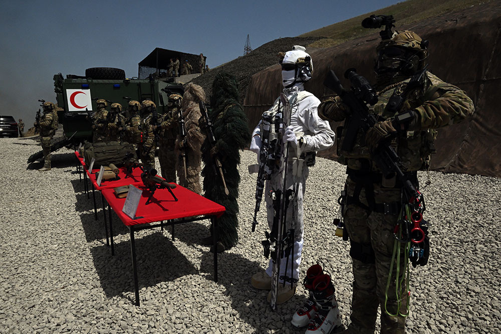 195776-024247.jpg + In Photos: Azerbaijan’s Special Forces mark its 25th anniversary News about - In Photos: Azerbaijan’s Special Forces mark its 25th anniversary