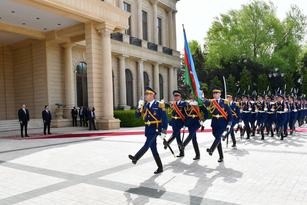 News about - Official welcome ceremony held for Kyrgyz president in Azerbaijan