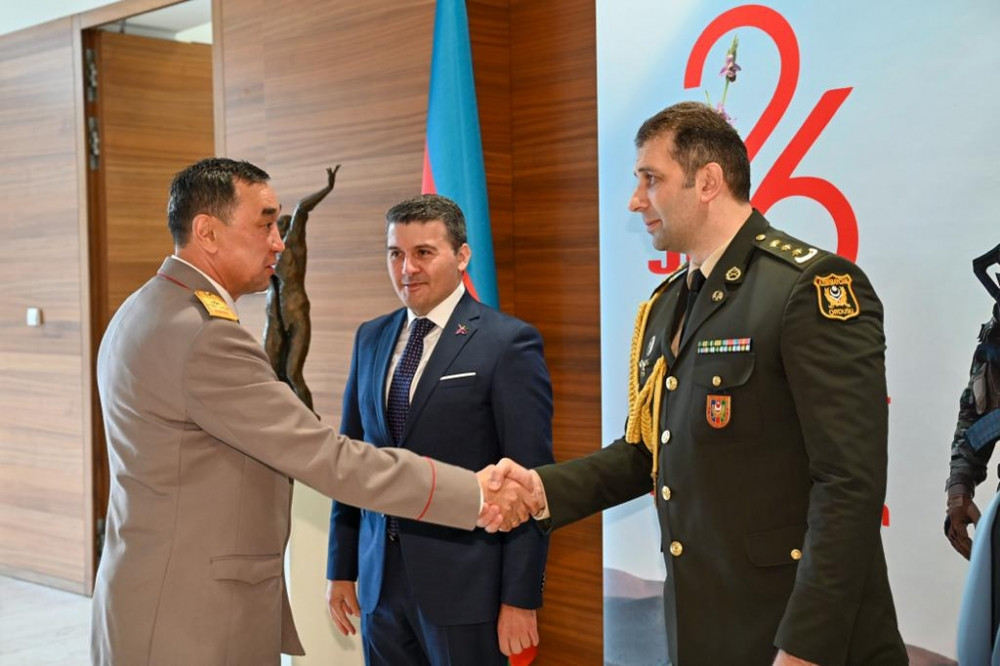 186142-034457.jpg + Azerbaijan Armed Forces Day celebrated in Berlin (PHOTO) News about - Azerbaijan Armed Forces Day celebrated in Berlin (PHOTO)