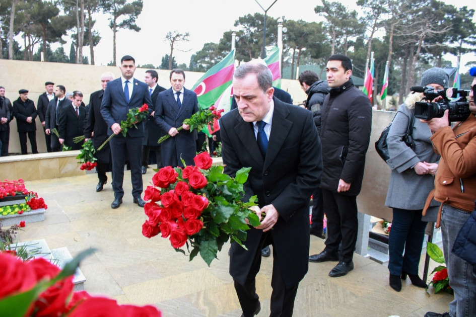 News about - Azerbaijani Foreign Ministry’s leadership visits grave of martyr Orkhan Asgarov