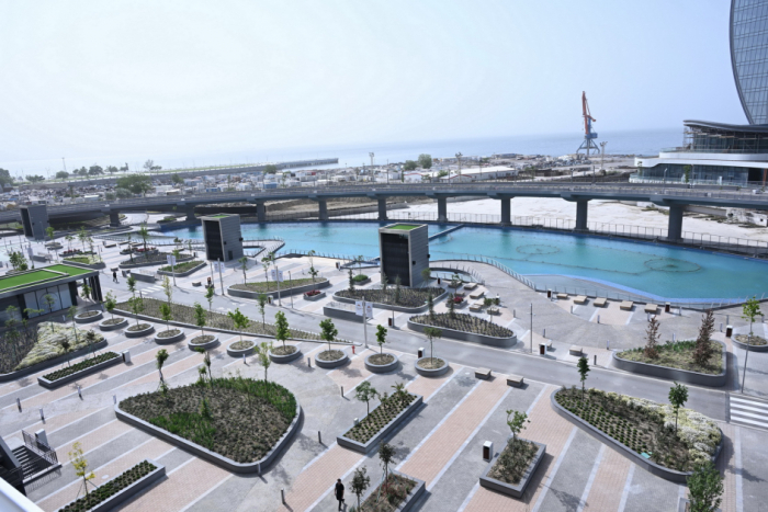 News about - Azerbaijani president and first lady attend Crescent Bay project presentation 