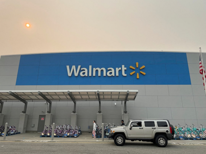 Walmart says customers overcharged at some US stores due to technical issue 