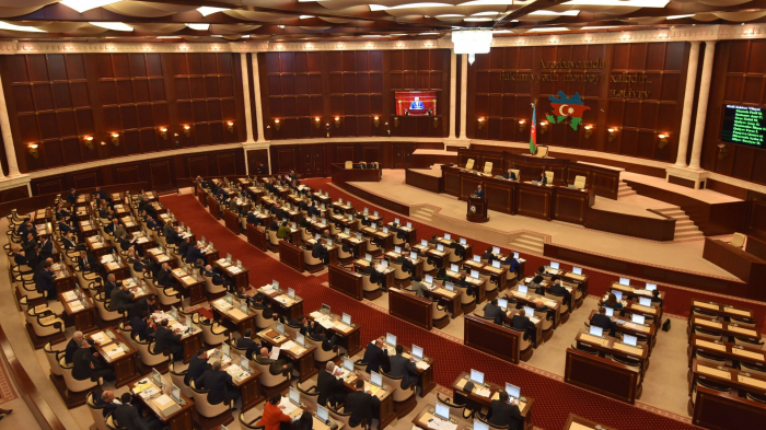 Azerbaijani parliament ratifies international document on tax agreements 