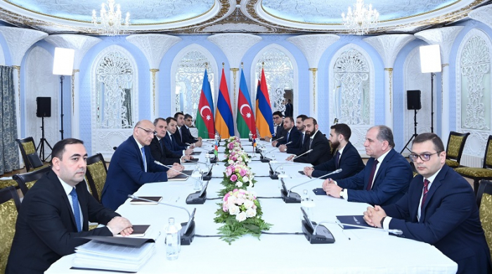  Azerbaijani, Armenian foreign ministers meet in Almaty 