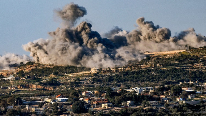 Israel strikes back after ten launches from Lebanon