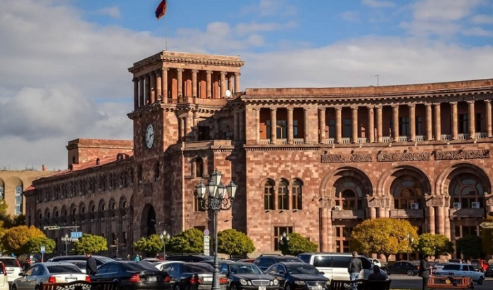 Armenia records surge in public debt 