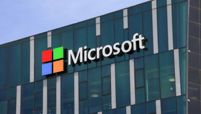 Microsoft debuts Copilot plus PCs with AI features 