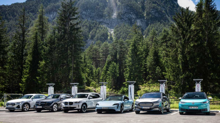  Europe losing interest in EVs while hybrids gain popularity 