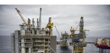 US oil giant quits North Sea as Hunt refuses to scrap tax 