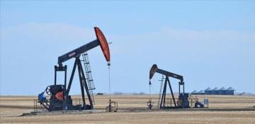 Oil prices rise as major producers expected to maintain output cuts