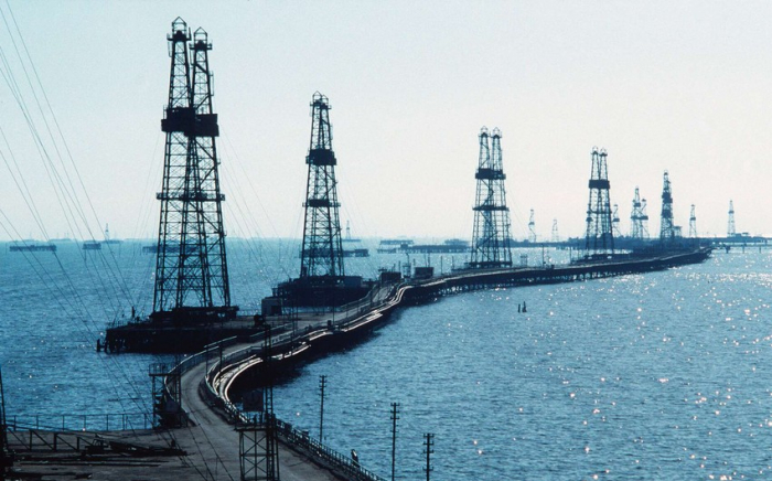 Kazakhstan launches major oil projects in Caspian Sea 