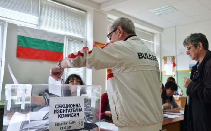 Bulgaria holds snap parliamentary election 