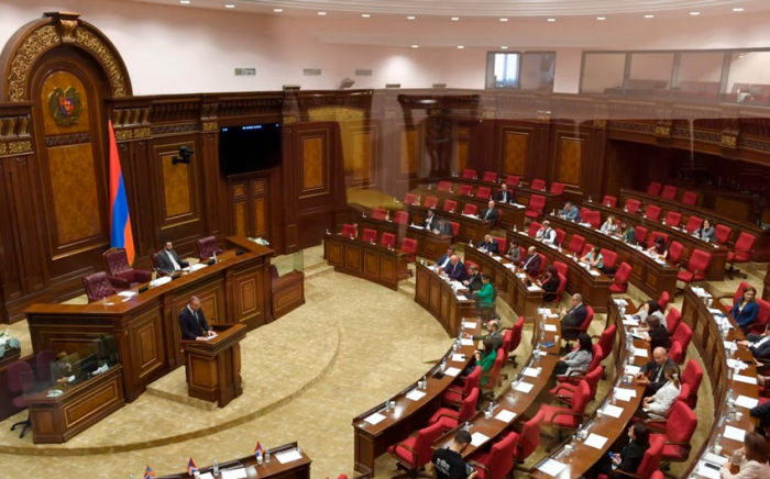 Armenian parliament to consider government's resignation 