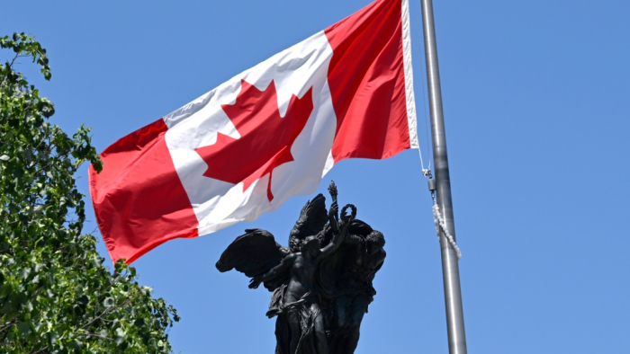 Canada imposes sanctions against 13 Russian officials 