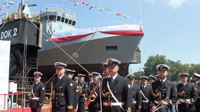 Polish Navy launches new mine destroyer 