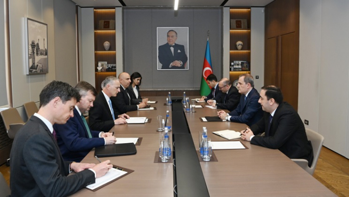 Azerbaijani FM briefs US official on recent progress on Baku-Yerevan peace agenda