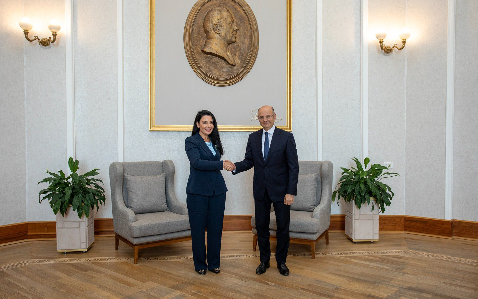 Azerbaijan, Albania mull priorities of partnership agenda 