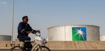 Over half of Aramco share sale allocated to foreign investors