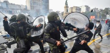 Milei reforms: Violent clashes erupt between protesters and police in Buenos Aires