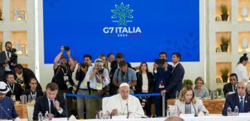 Roundup: G7 summit delivers mixed results amidst political crises 