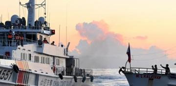 Filipino ship, Chinese vessel collide in South China Sea