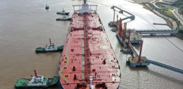 Russia boosts oil supplies to China 