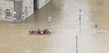 Germany's deadly floods spread along Danube