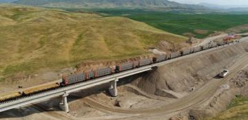 Azerbaijan: Construction of Horadiz-Agband railway line continues apace 