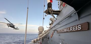 Türkiye’s TCG Kemal Reis holds training exercises off Libyan coast