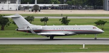 WikiLeaks founder Julian Assange stops in Bangkok on his way to US court