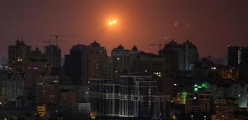 Russia launches air attack on Kyiv and surrounding region, Ukraine officials say 