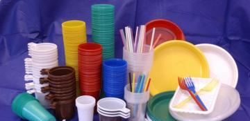 Azerbaijan cuts down on plastics exports and imports 