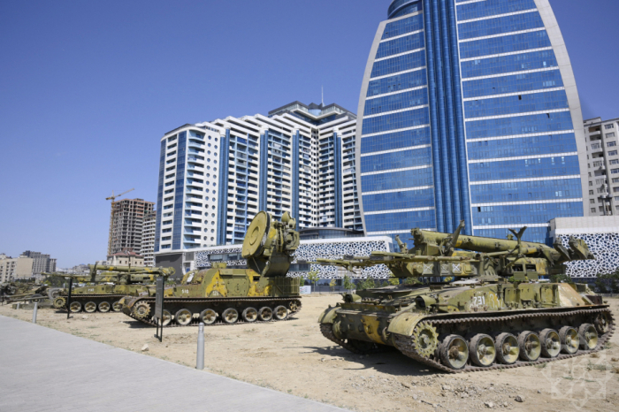 Azerbaijan's Defense Ministry organizes media tour to Military Trophies Park 